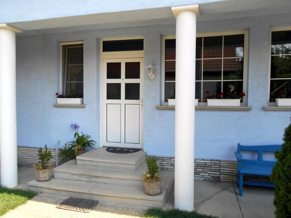 Arpad Panzio Bed & Breakfast Gyor Luaran gambar