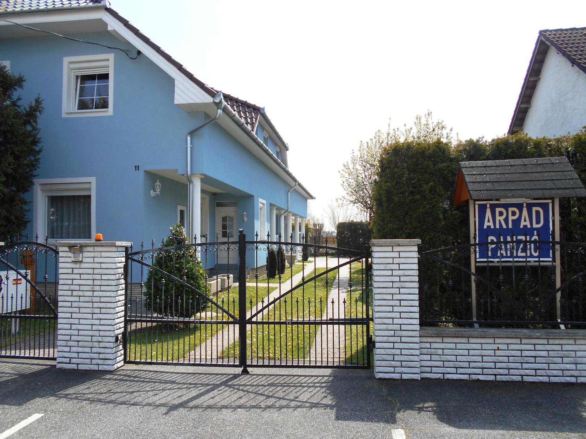 Arpad Panzio Bed & Breakfast Gyor Luaran gambar